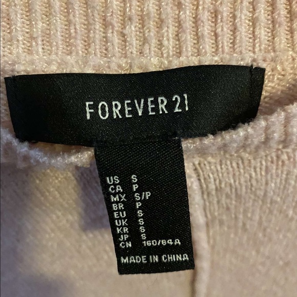 Forever 21 Women’s Pink Sweater! - Picture 2 of 2